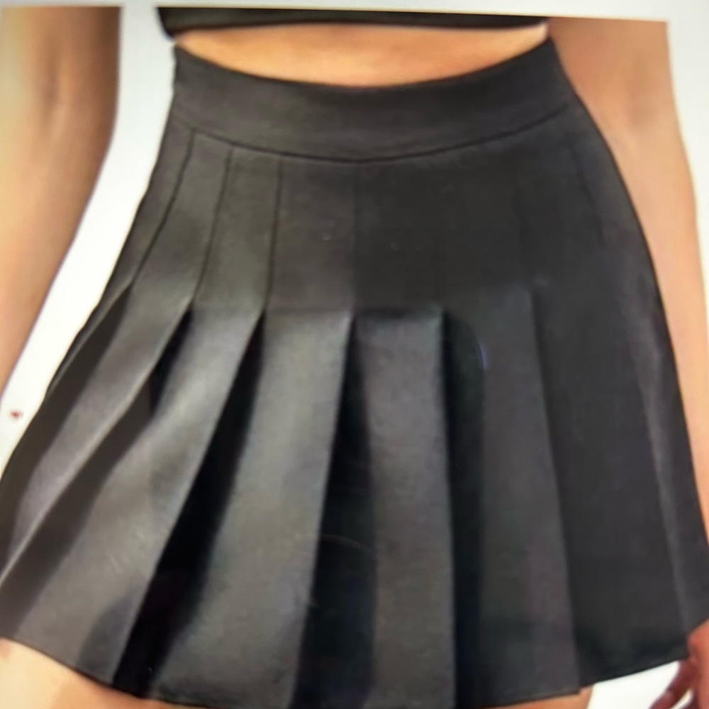 0 Indore Active Versatile Pickleball Tennis  Pleaded Black Skort Skirt